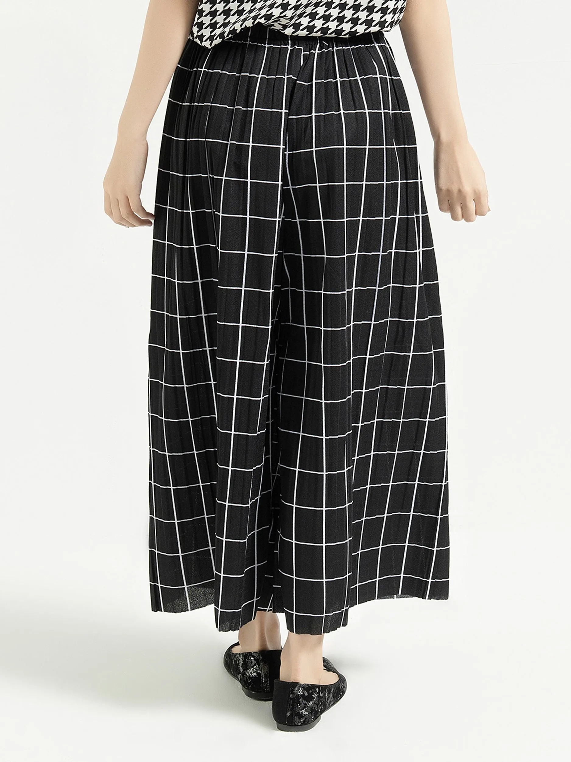 Classic Check Pants