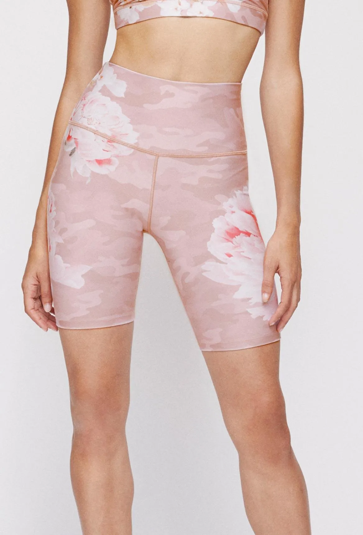 Kurt High-Waist Reversible Shorts Blush Camo Peony