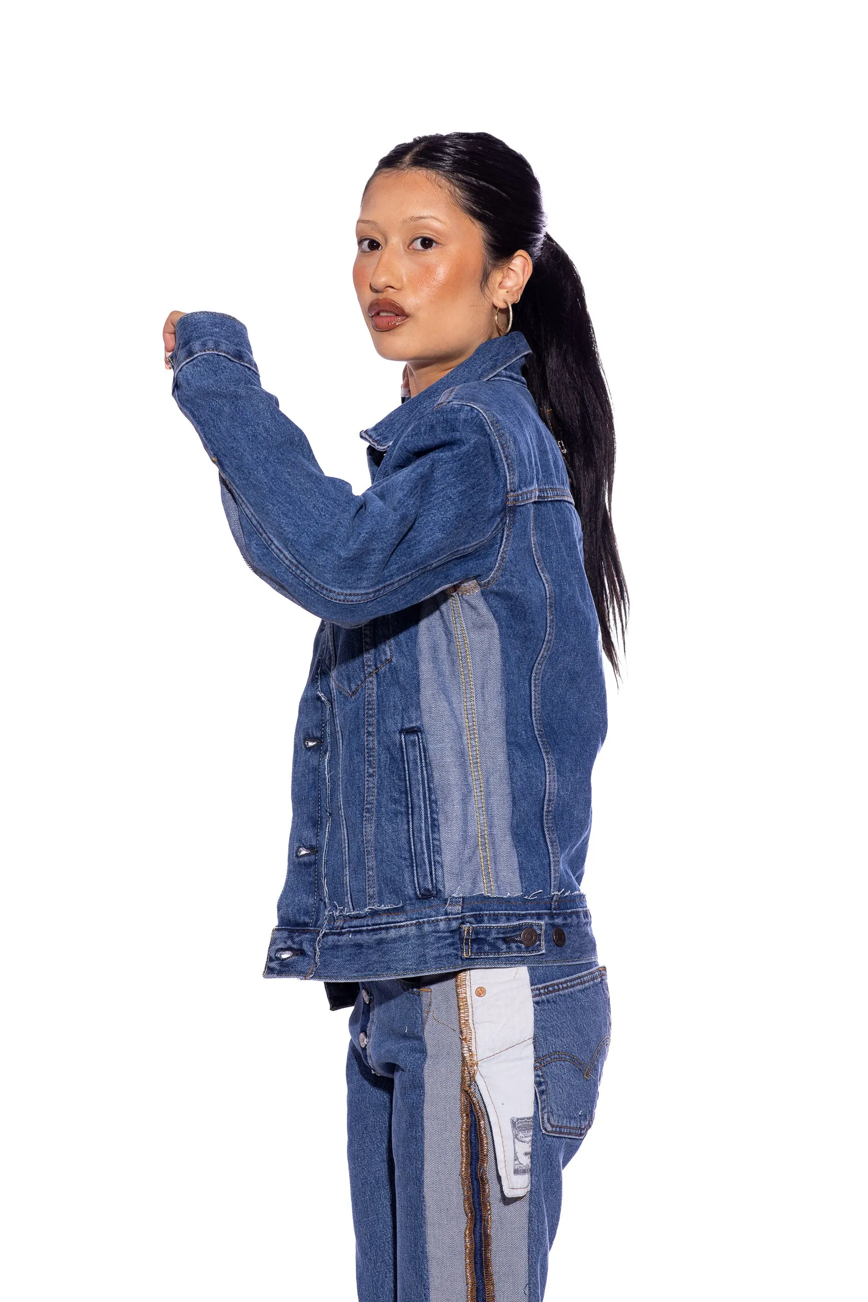 PORTERHOUSE TRUCKER JACKET IN VINTAGE BLUE DENIM