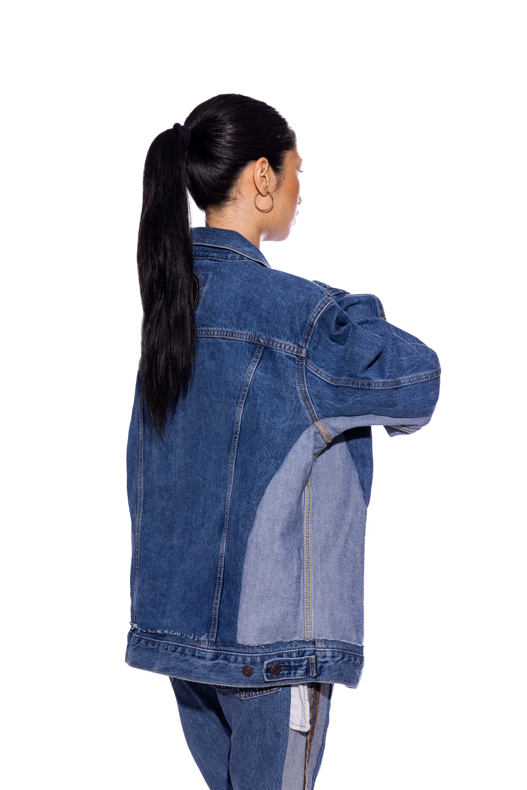 PORTERHOUSE TRUCKER JACKET IN VINTAGE BLUE DENIM